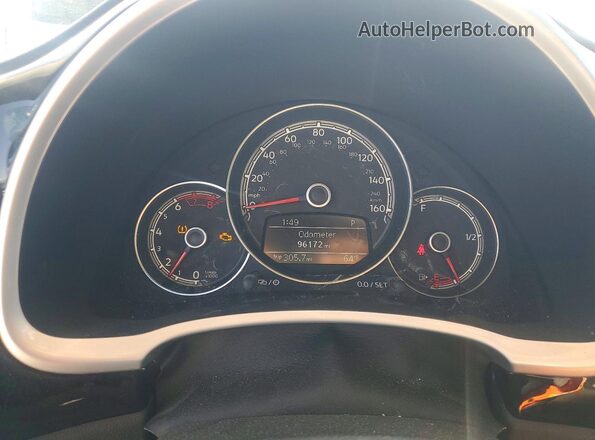 3VW517AT0HM805104 2017 VOLKSWAGEN BEETLE Черный Вид щитка приборов