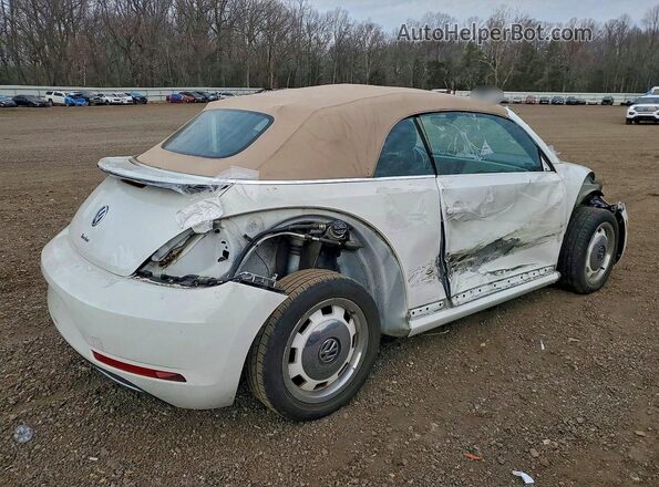 3VW5DAAT0JM504472 2018 VOLKSWAGEN BEETLE Белый Задняя правая четверть