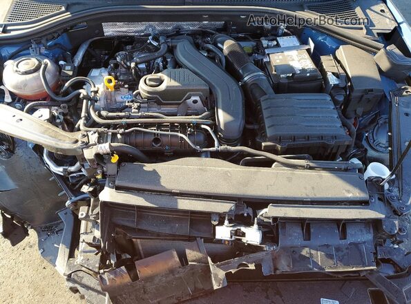 3VW5W7BU2TM015059 2026 VOLKSWAGEN JETTA Синий Вид задней части салона