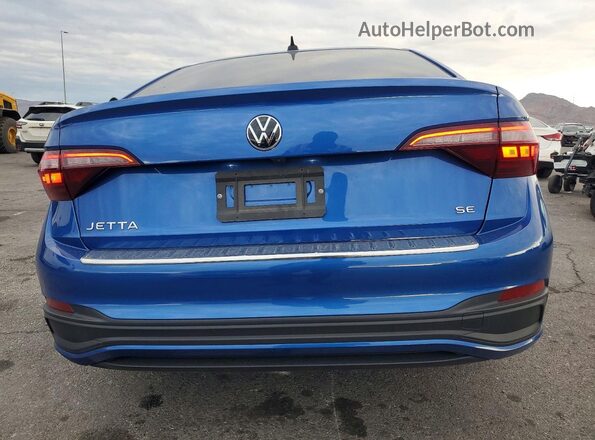 3VW7M7BU1RM040686 2024 VOLKSWAGEN JETTA Синий Вид сзади
