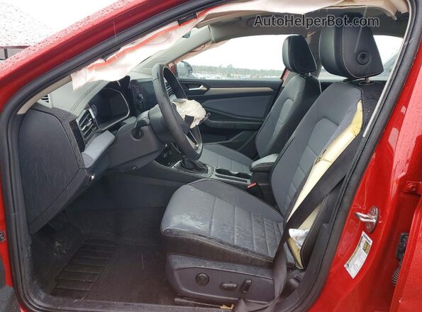 3VW7W7BUXTM011334 2026 VOLKSWAGEN JETTA Красный Вид салона спереди