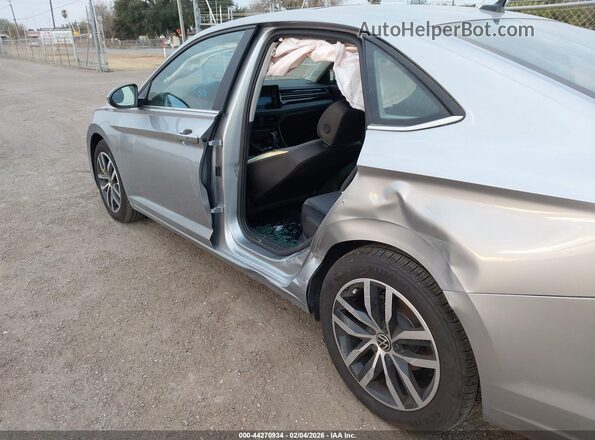 3VW7X7BU9SM091799 2025 VOLKSWAGEN JETTA Silver წინა ხედი