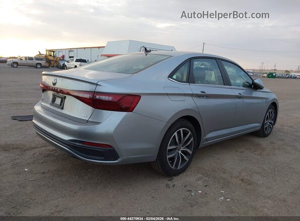 3VW7X7BU9SM091799 2025 VOLKSWAGEN JETTA Silver უკანა მარჯვენა