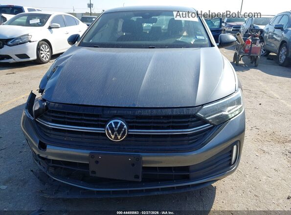 3VWBM7BU2RM054140 2024 VOLKSWAGEN JETTA Серый Вид задней части салона