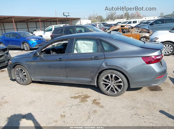 3VWBM7BU2RM054140 2024 VOLKSWAGEN JETTA Серый 