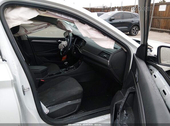 3VWC57BU3KM157722 2019 VOLKSWAGEN JETTA White Սալոնի դիմացի տեսք