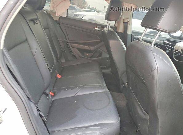 3VWC57BU8KM004530 2019 VOLKSWAGEN JETTA White Widok tylnych siedzeń