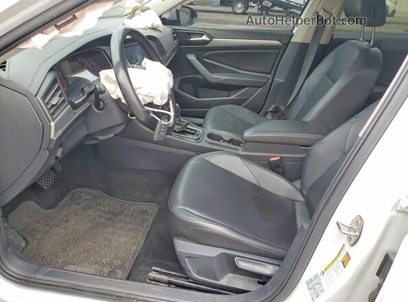 3VWC57BU8KM004530 2019 VOLKSWAGEN JETTA White Widok wnętrza z przodu