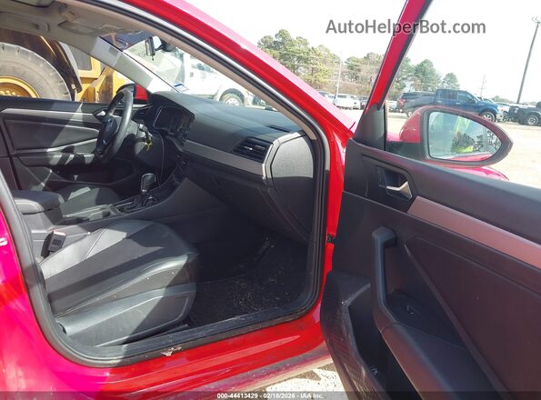 3VWC57BU8KM067014 2019 VOLKSWAGEN JETTA Красный Вид салона спереди
