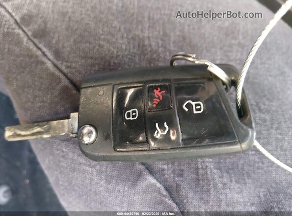 3VWC57BUXKM033897 2019 VOLKSWAGEN JETTA Серый Вид панели приборов
