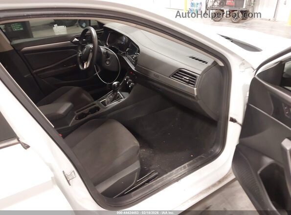 3VWC57BUXKM276044 2019 VOLKSWAGEN JETTA White Widok wnętrza z przodu