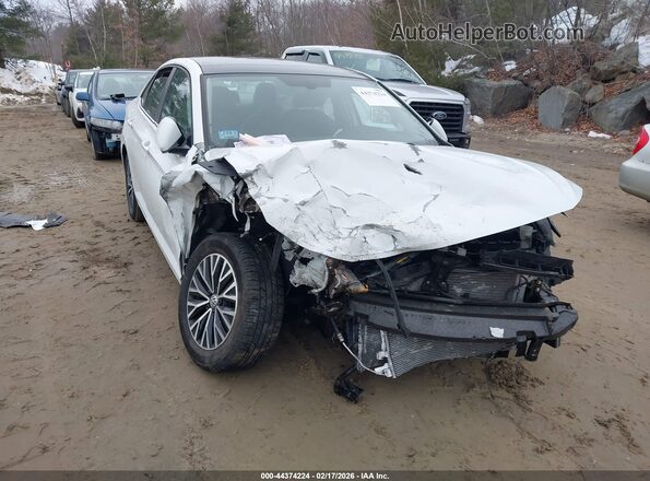 3VWCB7BU2KM205090 2019 VOLKSWAGEN JETTA White Przód prawy