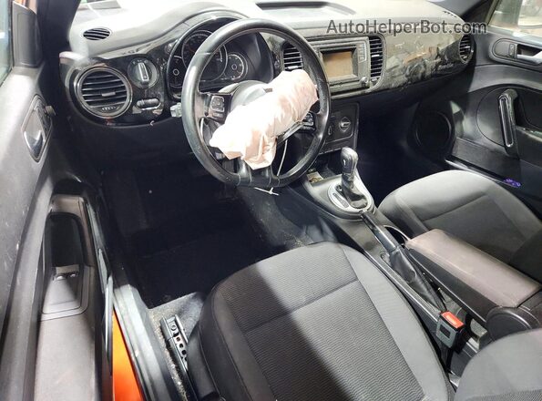 3VWF17AT2GM632012 2016 VOLKSWAGEN BEETLE Orange Առջևի վահանակի տեսք