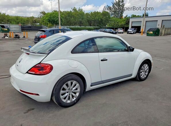 3VWFD7AT0JM725061 2018 VOLKSWAGEN BEETLE Белый Задняя правая четверть