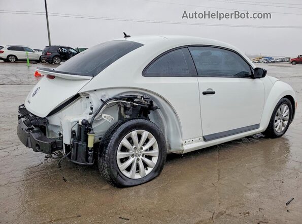 3VWFD7AT8JM708931 2018 VOLKSWAGEN BEETLE White Trasero derecho