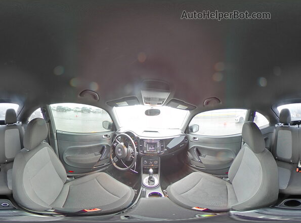 3VWFD7AT8JM708931 2018 VOLKSWAGEN BEETLE White Vista de la etiqueta del VIN