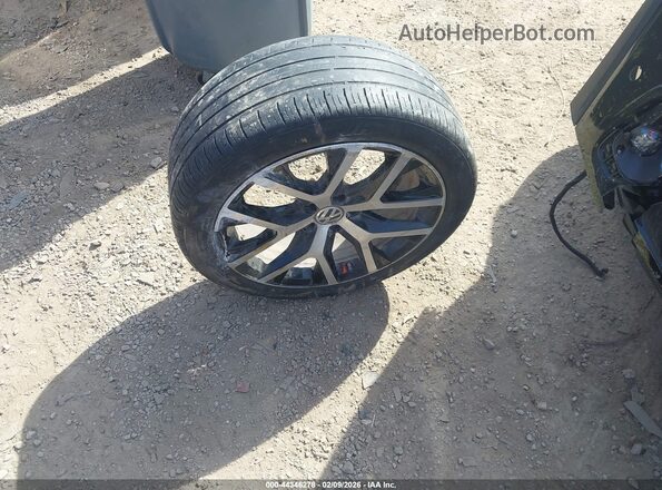 3VWS17AT1HM621065 2017 VOLKSWAGEN BEETLE Orange ხელსაწყოთა პანელის ხედი