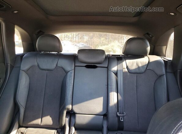 WA1A4AFYXJ2164772 2018 AUDI SQ5 Серый Вид задней части салона