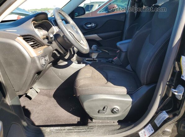 1C4PJLCB1HW613523 2017 JEEP CHEROKEE Черный Вид панели приборов