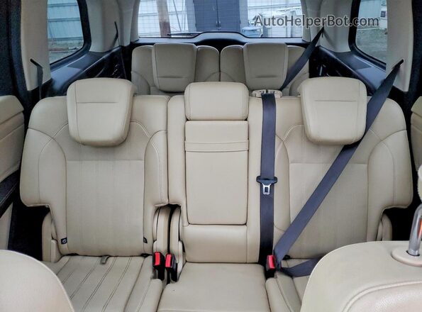 4JGDF6EE3HA975021 2017 MERCEDES-BENZ GLS Белый Вид задней части салона