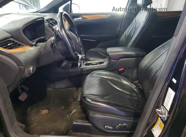 5LMTJ3DH6GUJ12504 2016 LINCOLN MKC Черный Вид панели приборов