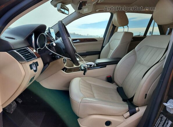 4JGDA5HB8GA787328 2016 MERCEDES-BENZ GLE Brown Widok wnętrza z przodu
