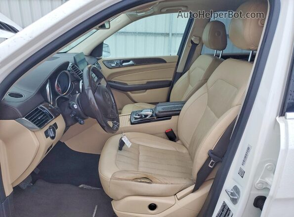 4JGDF6EE6HA945558 2017 MERCEDES-BENZ GLS Белый Вид салона спереди