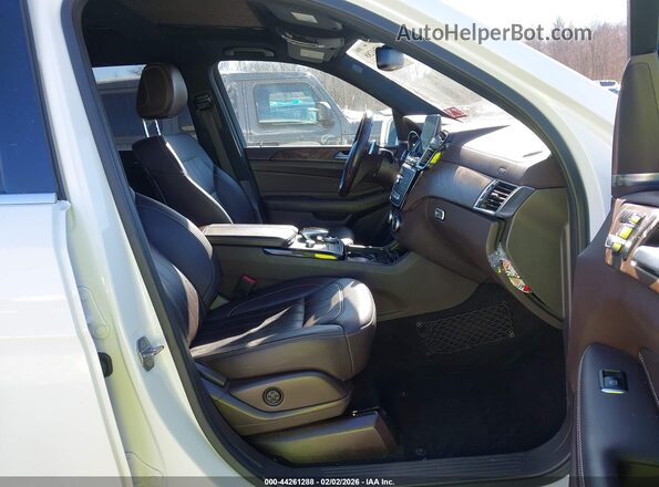 4JGDF6EE7KB211030 2019 MERCEDES-BENZ GLS 450 White Widok wnętrza z przodu