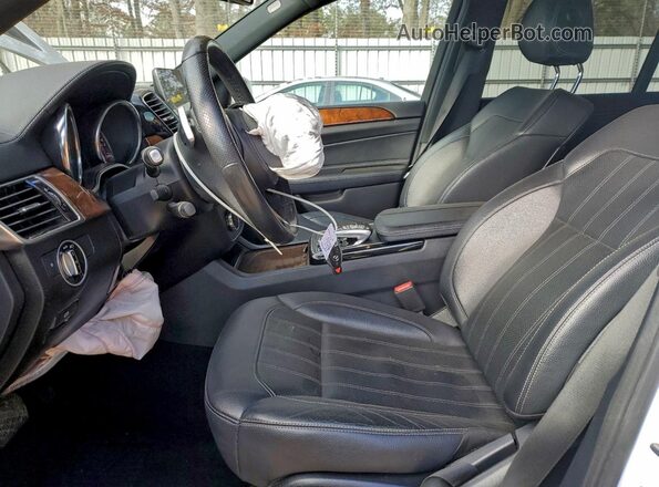 4JGDF6EE7KB230452 2019 MERCEDES-BENZ GLS White Front interior view
