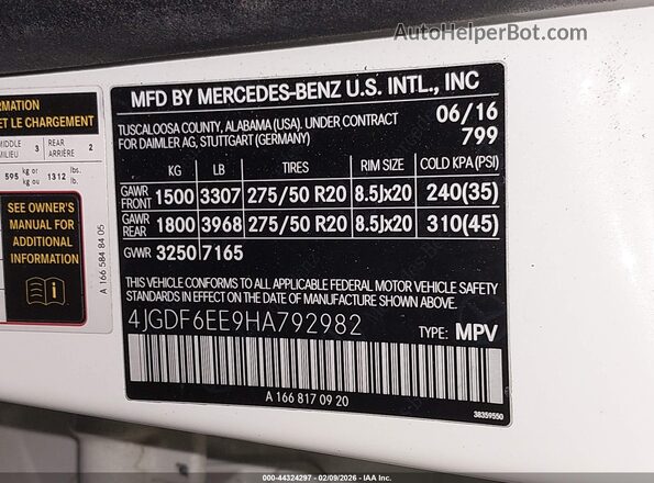 4JGDF6EE9HA792982 2017 MERCEDES-BENZ GLS 450 White Вид підкапотного простору