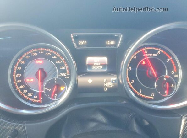 4JGDF7FE3JB107105 2018 MERCEDES-BENZ GLS White Vista del cuadro de instrumentos