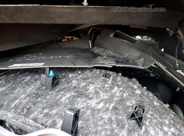 4JGFB4EB1SB329685 2025 MERCEDES-BENZ GLE Silver Widok komory silnika