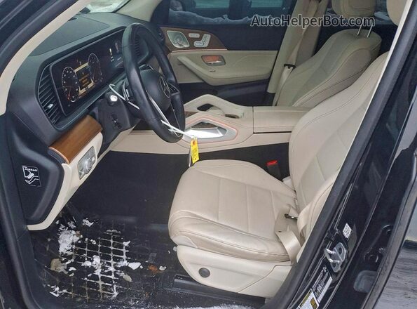 4JGFB4FB1RA986811 2024 MERCEDES-BENZ GLE Черный Вид салона спереди