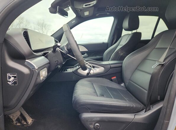 4JGFB4FB8SB463320 2025 MERCEDES-BENZ GLE Silver Vista interior delantera