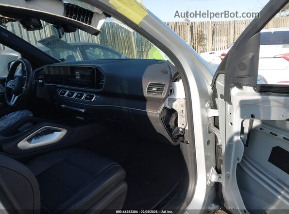 4JGFB4KB8MA417114 2021 MERCEDES-BENZ GLE 350 Silver Widok wnętrza z przodu