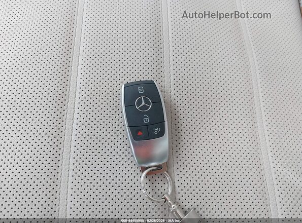 4JGFB5KB1PA895224 2023 MERCEDES-BENZ GLE 450 Красный Вид панели приборов