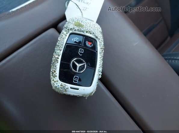 4JGFB6BB3RB111371 2024 MERCEDES-BENZ AMG GLE 53 Белый Вид панели приборов