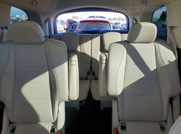 4JGFF5KE0NA689159 2022 MERCEDES-BENZ GLS Белый Вид задних сидений