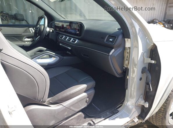 4JGFF5KE2RB073138 2024 MERCEDES-BENZ GLS 450 Gray Widok wnętrza z przodu
