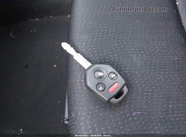 4S3BNAC66H3034468 2017 SUBARU LEGACY Серебряный Вид панели приборов