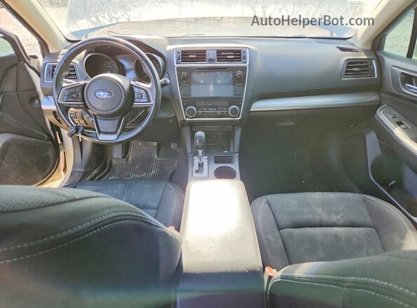 4S3BNAD60J3037516 2018 SUBARU LEGACY White Widok deski rozdzielczej