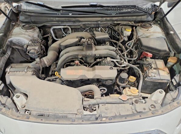 4S3BNAD60J3037516 2018 SUBARU LEGACY White Widok wnętrza z tyłu