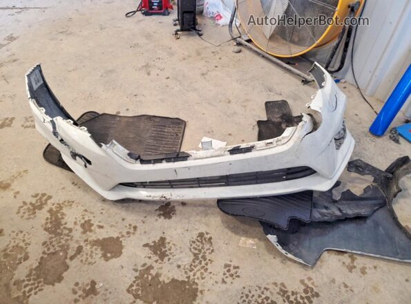 4S3BNAR64J3002034 2018 SUBARU LEGACY Белый Вид подкапотного пространства