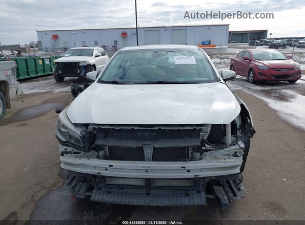4S3BNEN60J3010354 2018 SUBARU LEGACY Белый Вид задней части салона