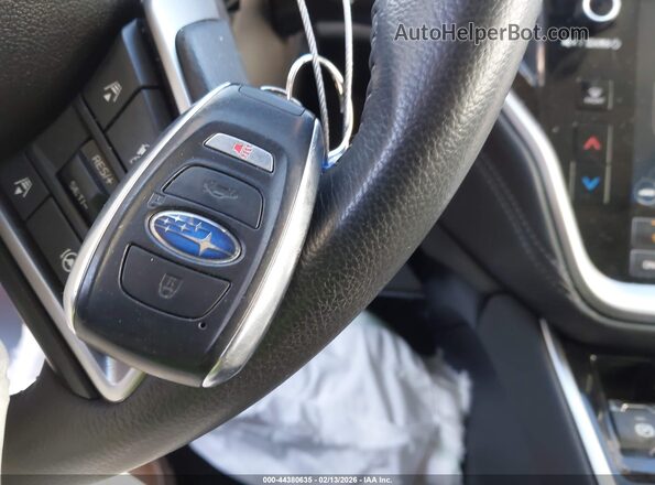 4S3BWAF65P3011352 2023 SUBARU LEGACY Белый Вид панели приборов