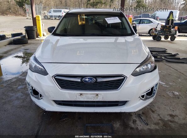 4S3GKAA67J3618787 2018 SUBARU IMPREZA Белый Вид задней части салона