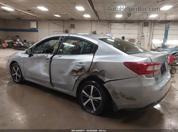 4S3GKAC60K3611940 2019 SUBARU IMPREZA Silver Widok z przodu