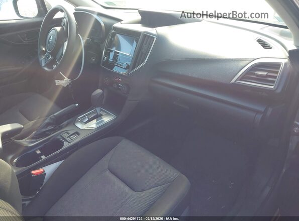 4S3GKAD63J3615820 2018 SUBARU IMPREZA Серый Вид салона спереди