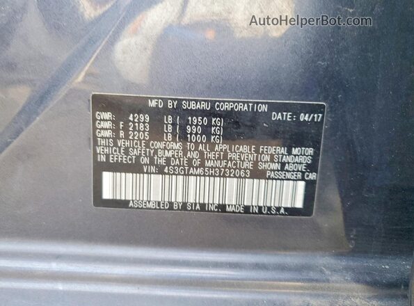 4S3GTAM65H3732063 2017 SUBARU IMPREZA Gray Вид підкапотного простору