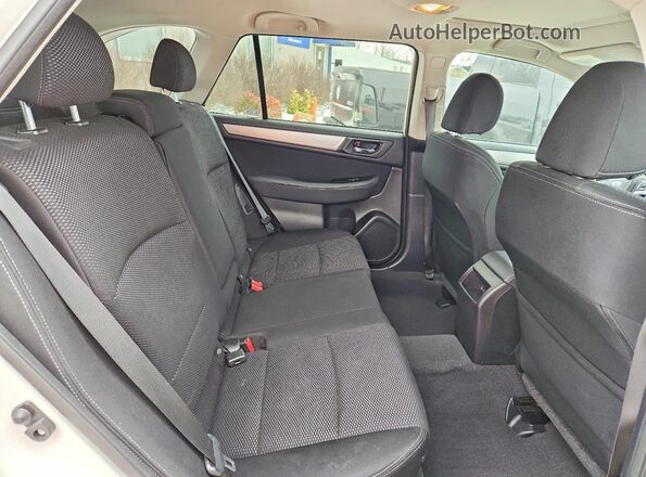 4S4BSADC0H3202419 2017 SUBARU OUTBACK Белый Вид задней части салона